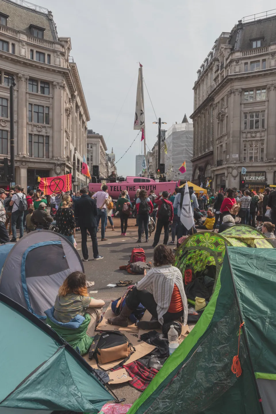 Source: Photo by <a href=%40joeldevriendd7eb.html?utm_content=creditCopyText&utm_medium=referral&utm_source=unsplash%22>Jo%c3%abl de Vriend</a> on <a href=group-of-people-on-the-street-j7bpkvc_6de62be.html?utm_content=creditCopyText&utm_medium=referral&utm_source=unsplash%22>Unsplash</a>   